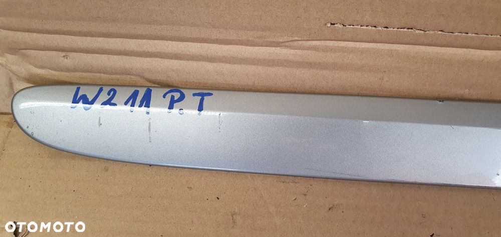 Listwa drzwi prawy tył tylna prawa Mercedes E-Klasa W211 A2116901262 - 2