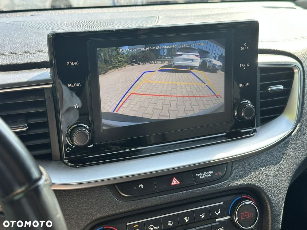 Kia Ceed - 29