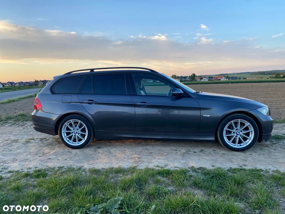 BMW Seria 3 - 1