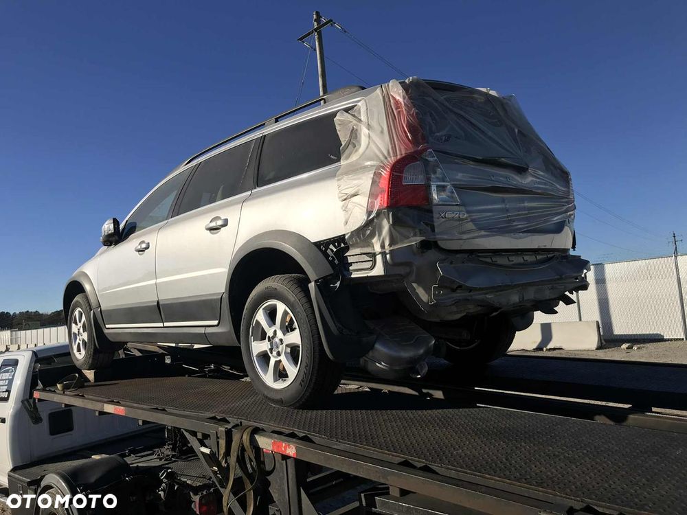 Volvo XC 70 3.2 AWD Summum - 25