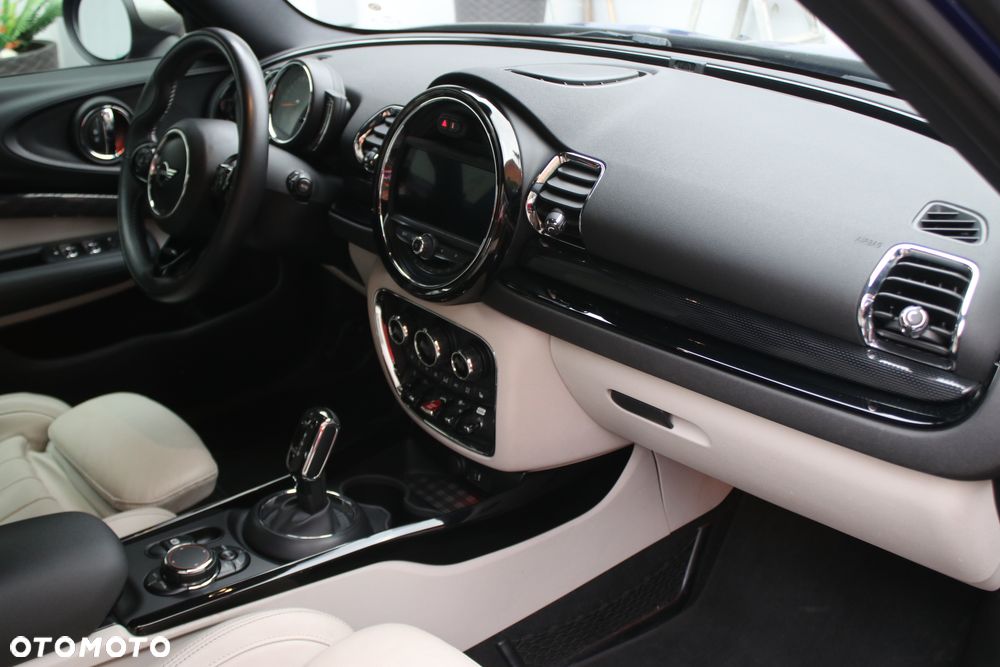 MINI Clubman Cooper SD - 8