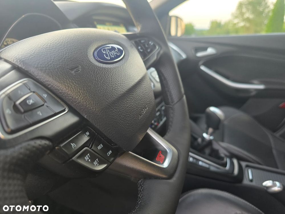 Ford Focus - 18