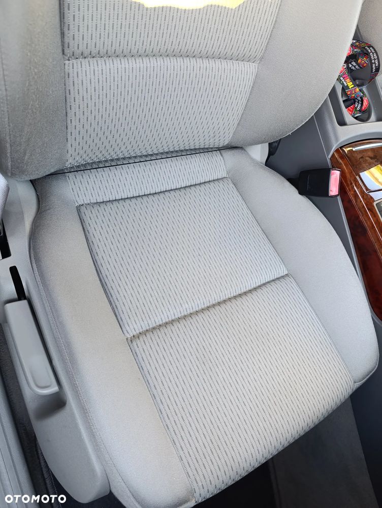 Audi A6 Limousine 2.4 - 13