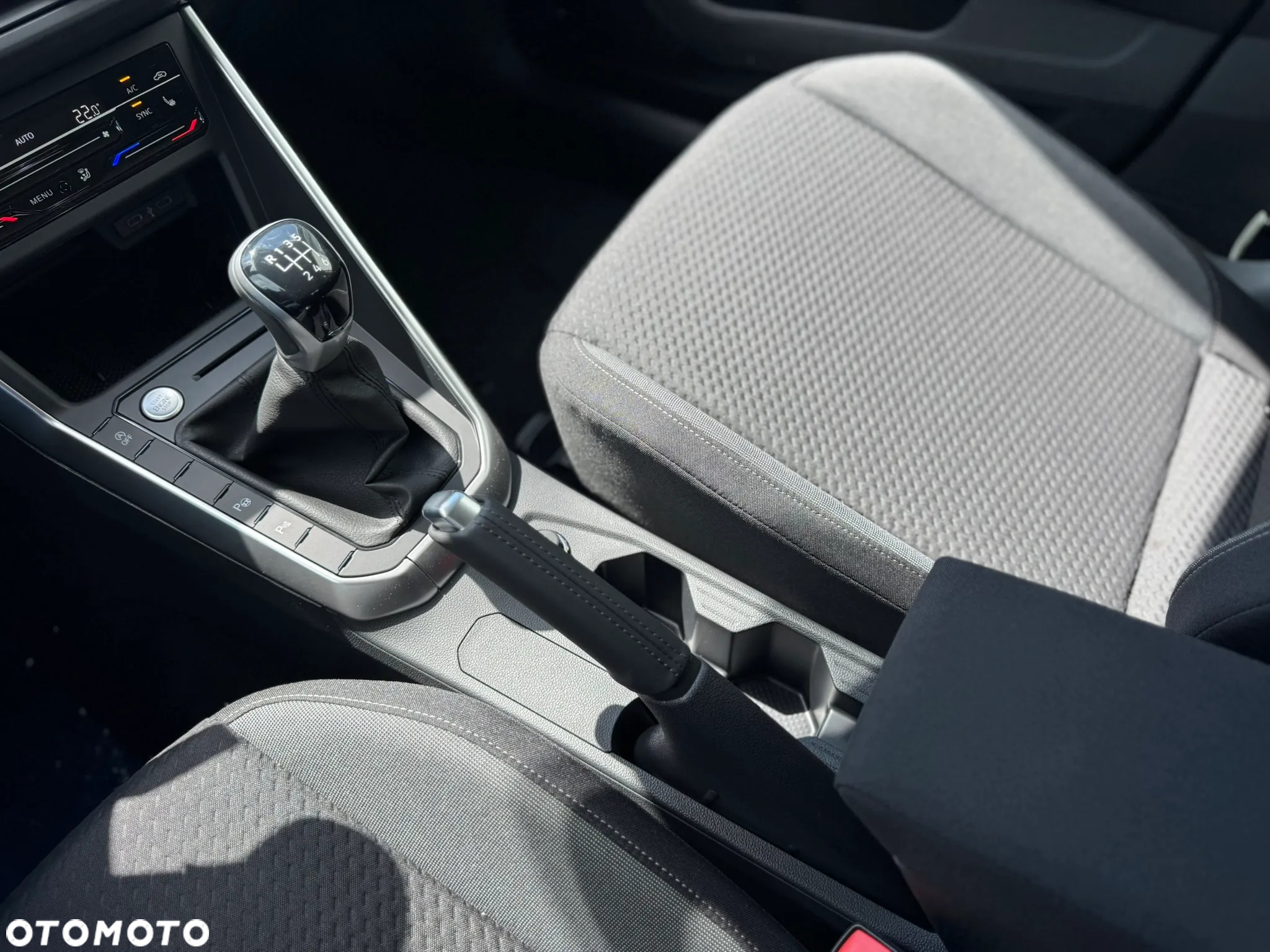 Volkswagen Taigo 1.0 TSI OPF - 20