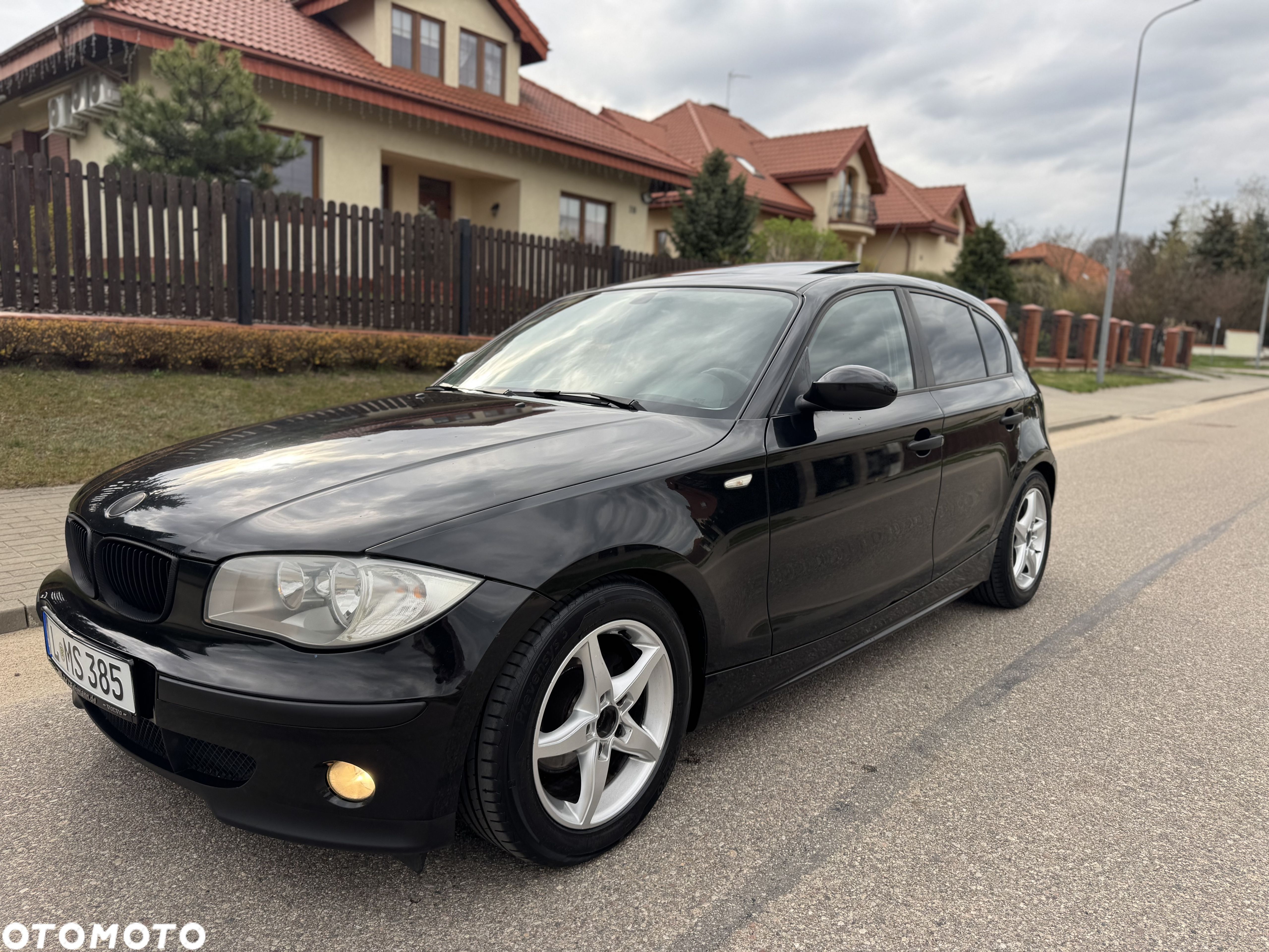 BMW Seria 1 118i - 1