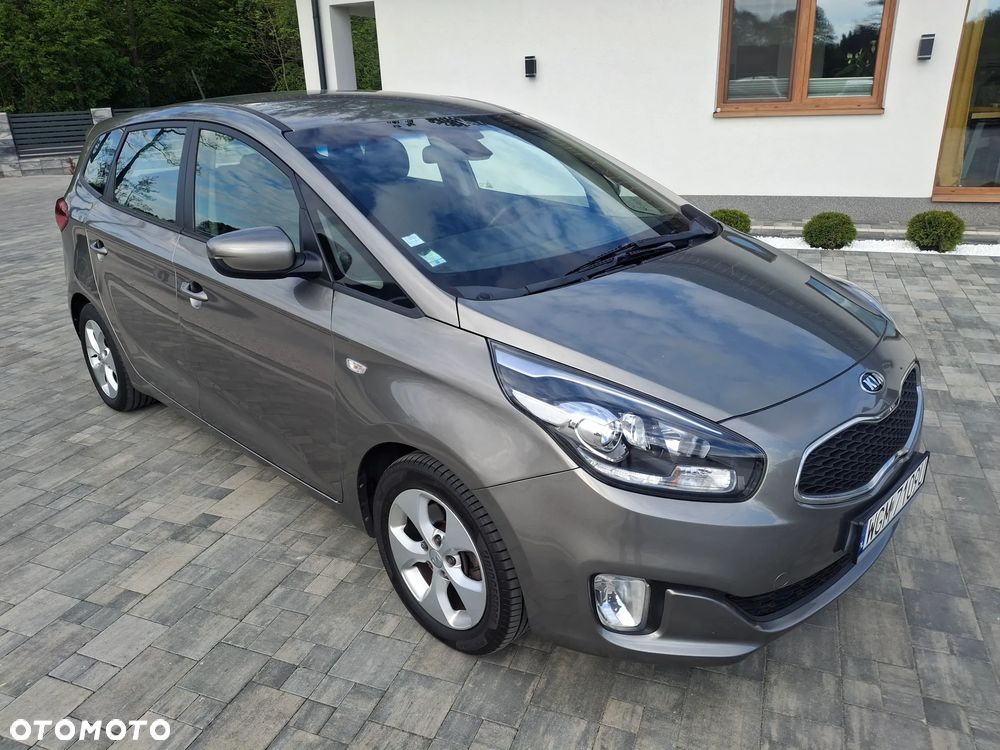 Kia Carens 1.7 CRDi M 7os - 2