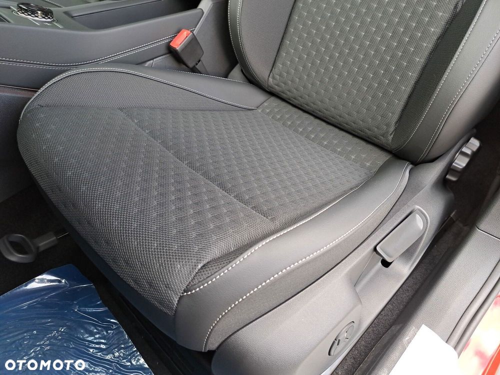 Volkswagen T-Roc 1.5 eTSI R-Line DSG - 13