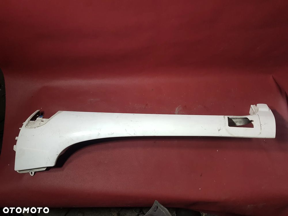 Narożnik szyby listwa osłona obudowa słupka kabiny PRAWA MAN TGX EURO 5 XLX 81624100116 - 1