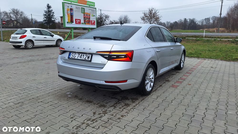 Skoda Superb 2.0 TDI SCR 4x4 Style DSG - 4