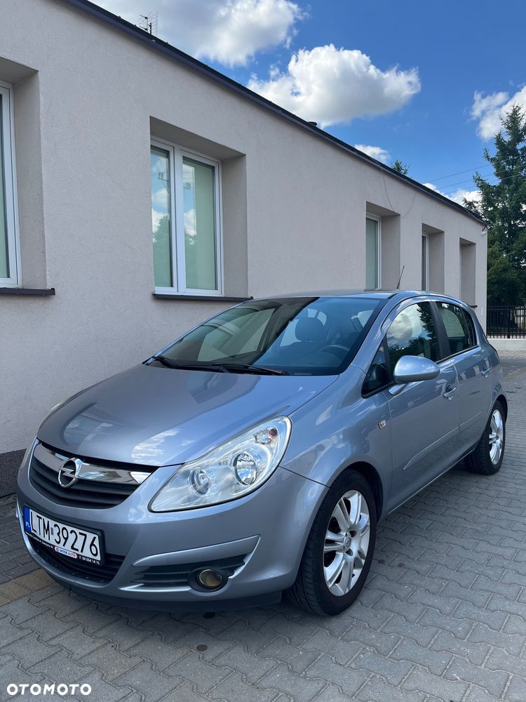 Opel Corsa 1.2 16V Silverline - 2