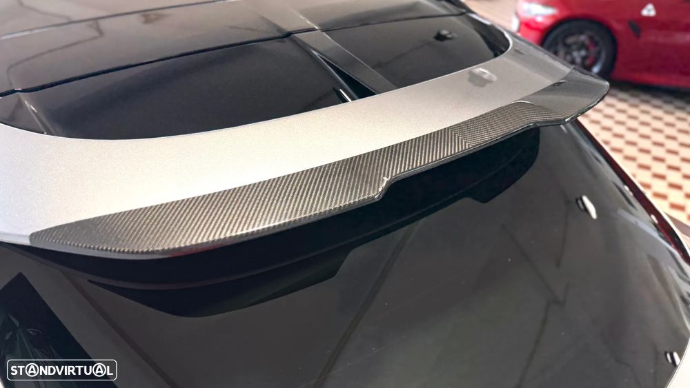 Aston Martin DBX 707 - 18