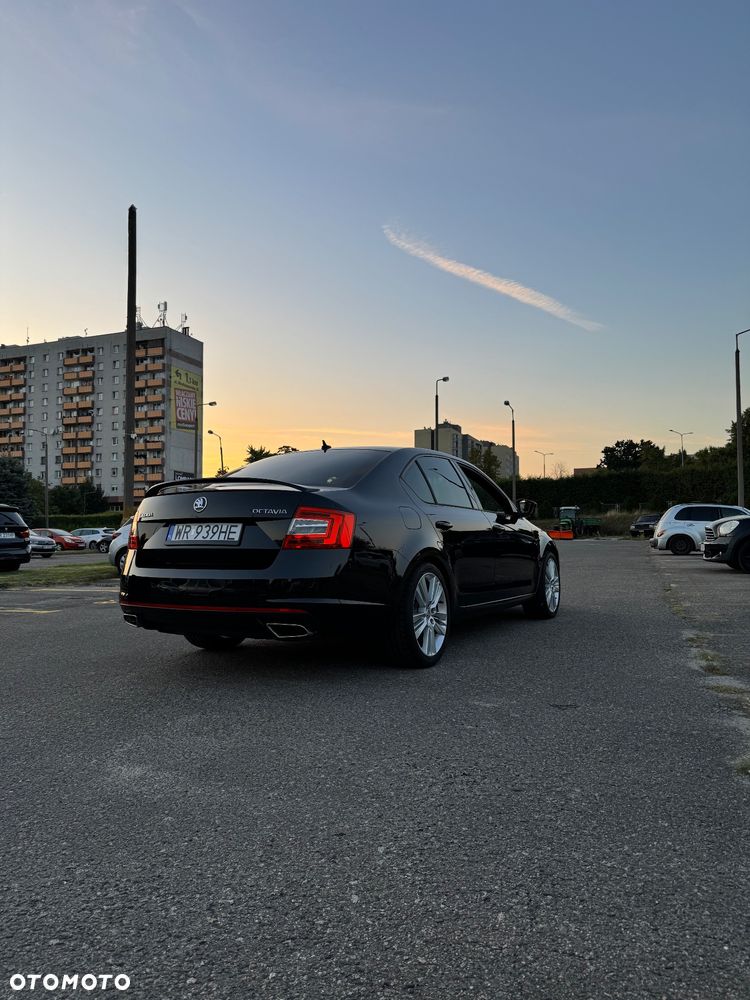Skoda Octavia 2.0 TDI RS - 9