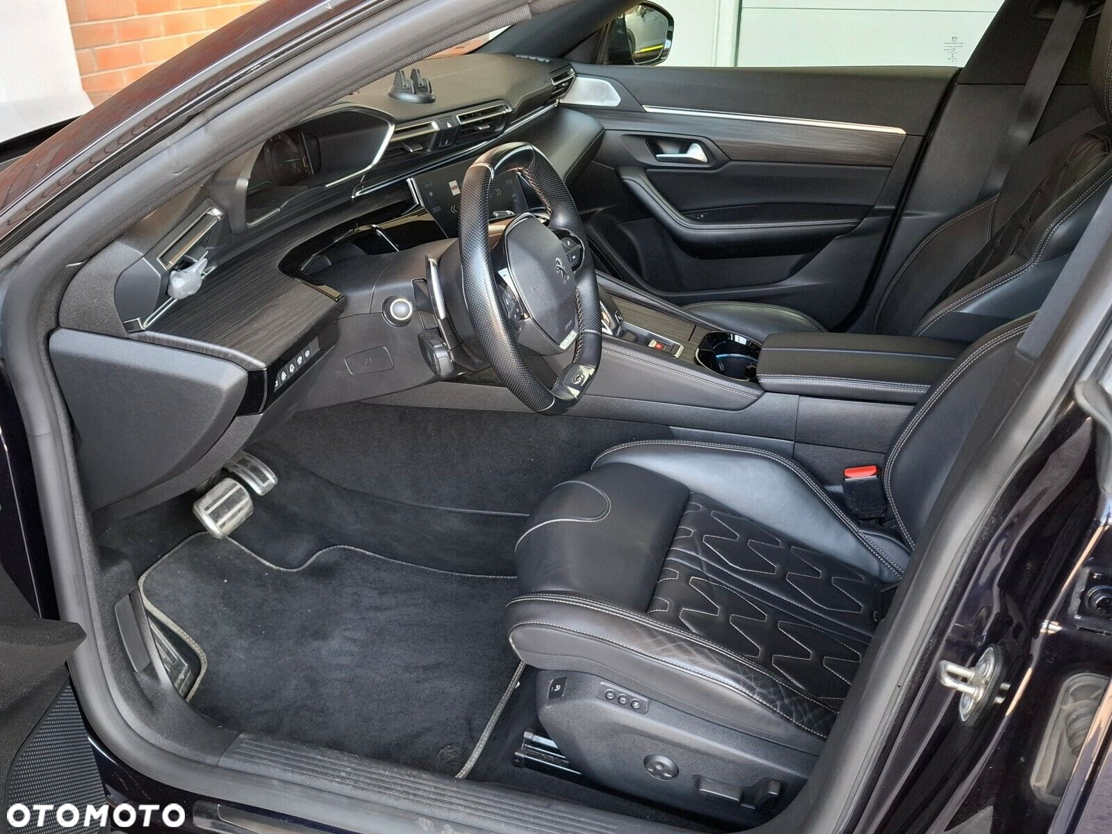 Peugeot 508 1.6 PureTech First Edition S&S EAT8 - 18