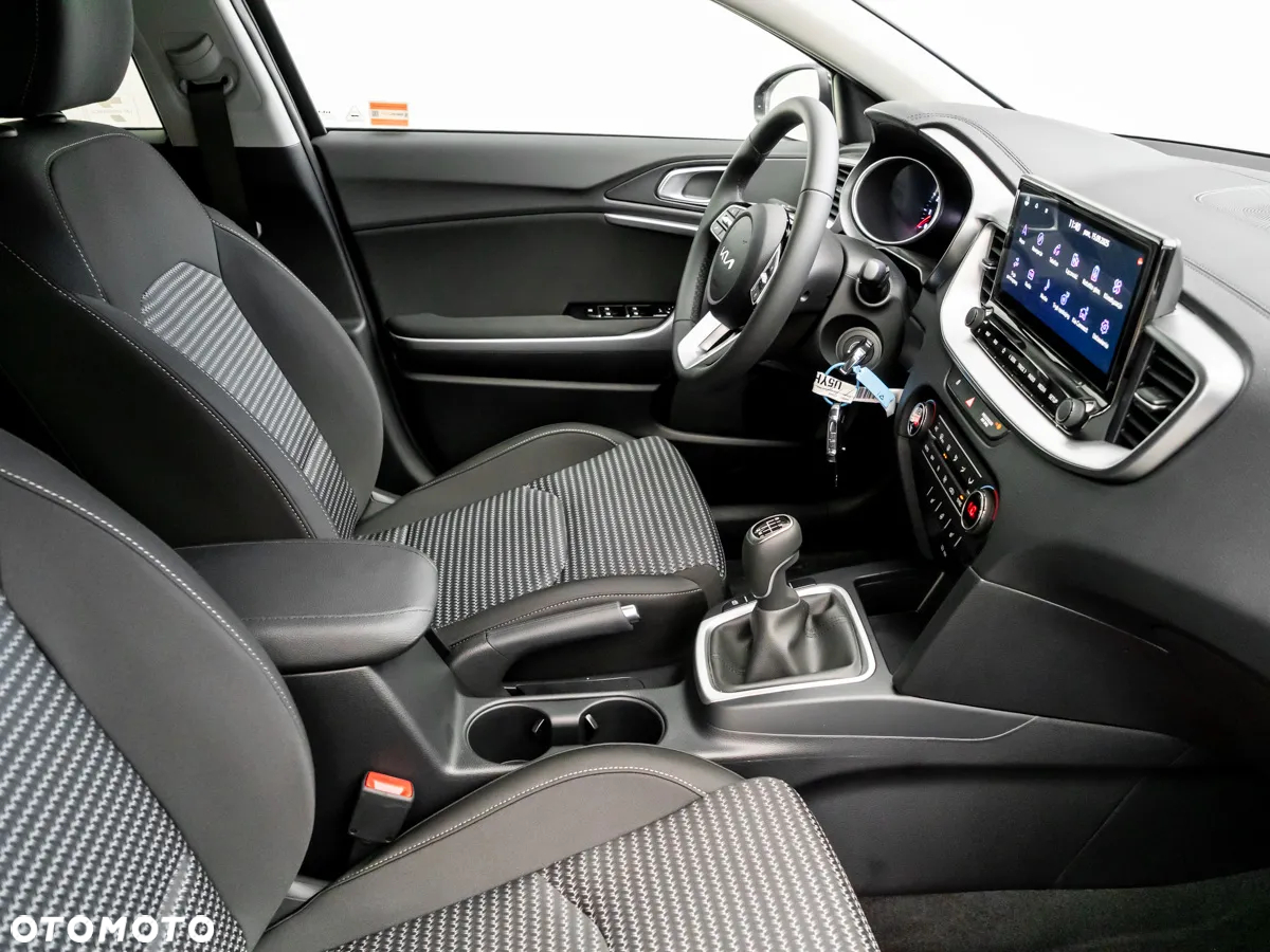 Kia XCeed 1.5 T-GDI M - 15