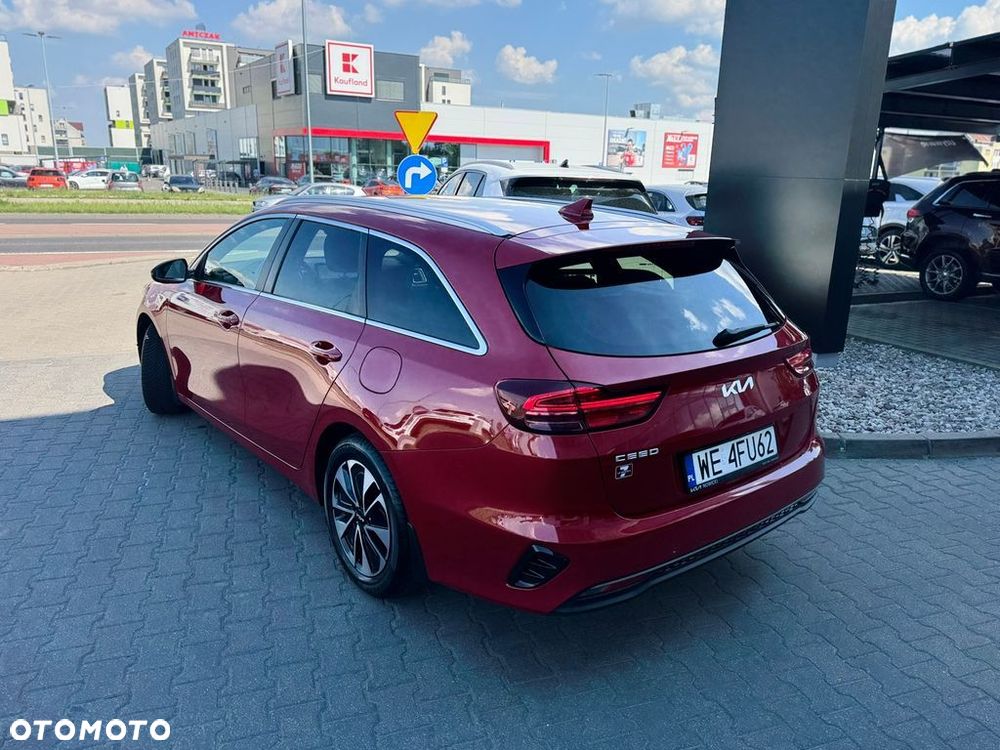 Kia Ceed 1.5 T-GDI Tribute DCT - 4