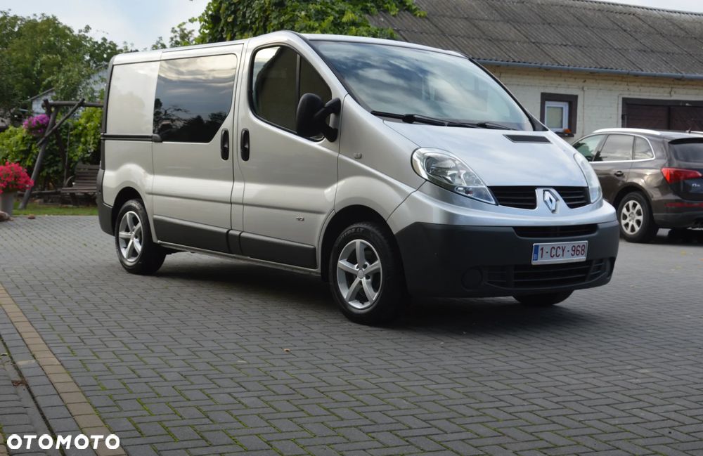 Renault Trafic - 10
