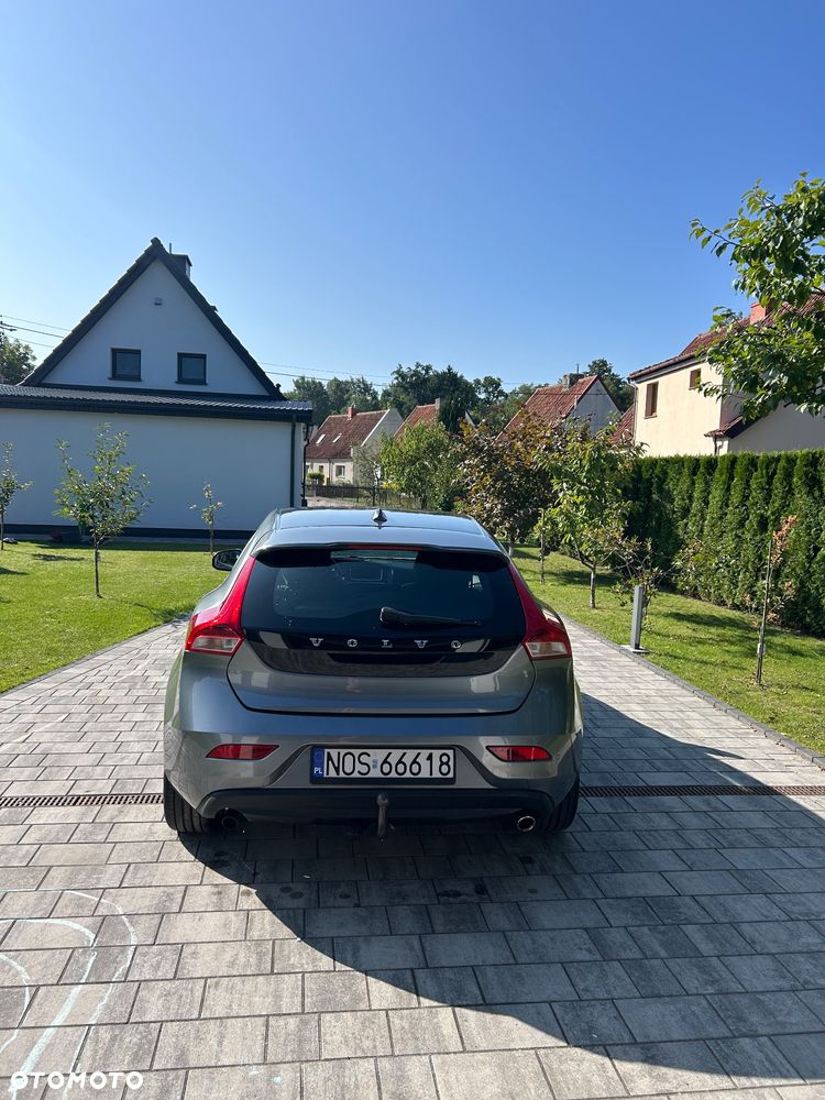 Volvo V40 - 4