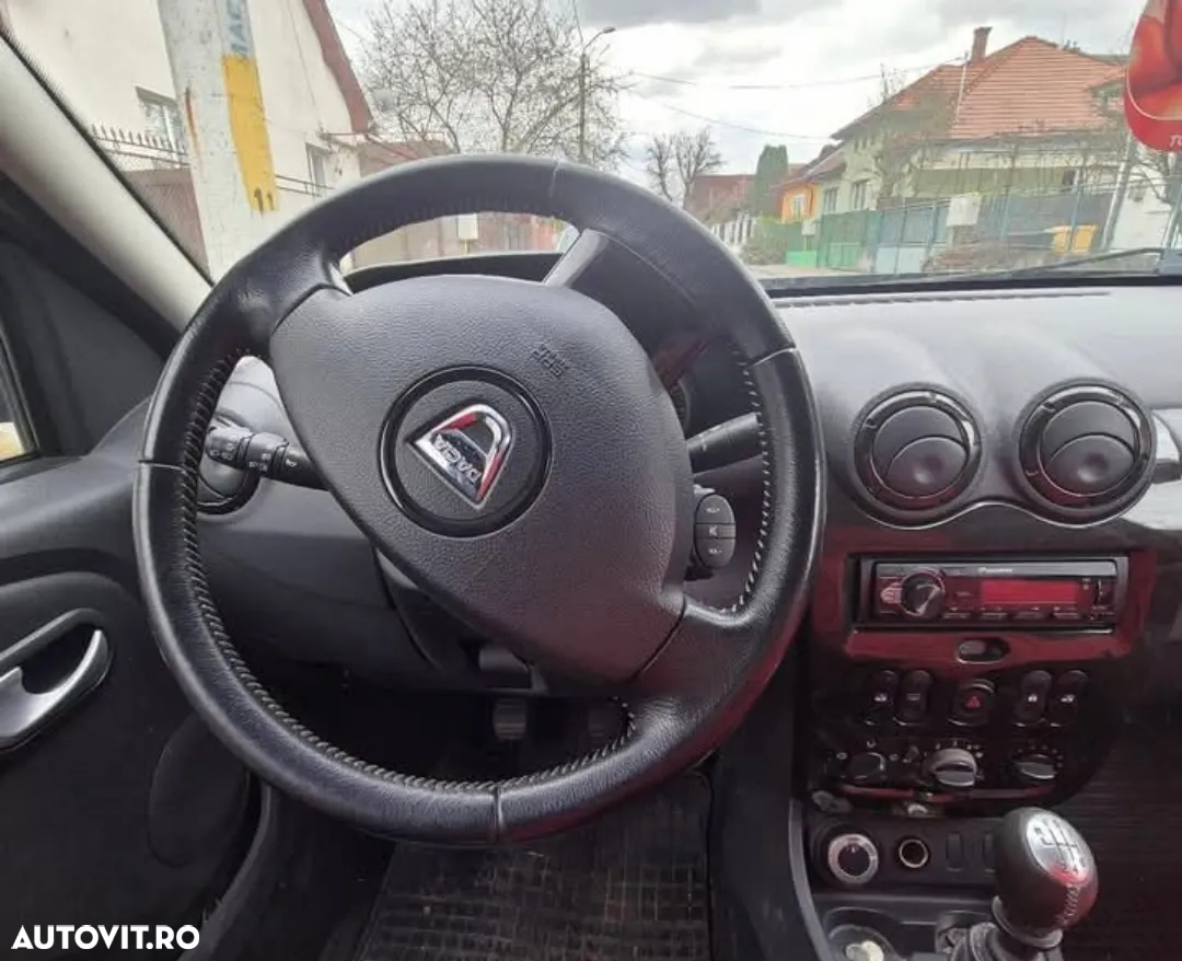 Dacia Duster 1.6 4x4 - 9