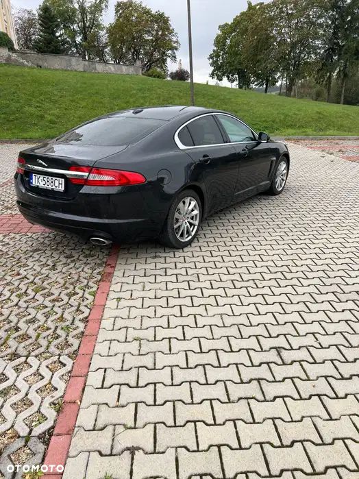 Jaguar XF 2.2 D Luxury - 3