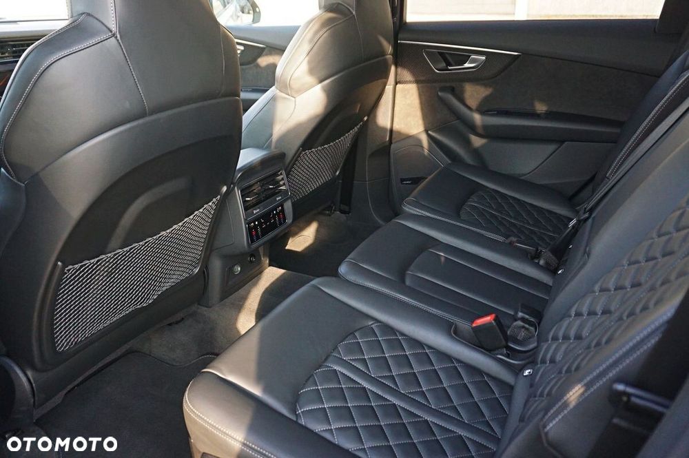 Audi SQ7 - 36
