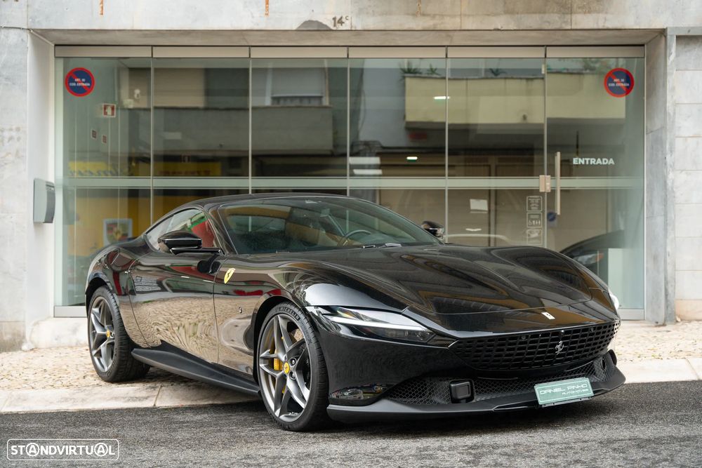 Ferrari Roma 3.9 Twin-Turbo V8 - 12