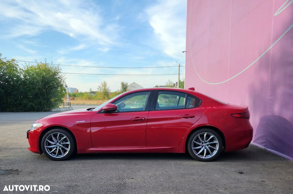 Alfa Romeo Giulia 2.0 Turbo AWD AT8 Veloce - 1