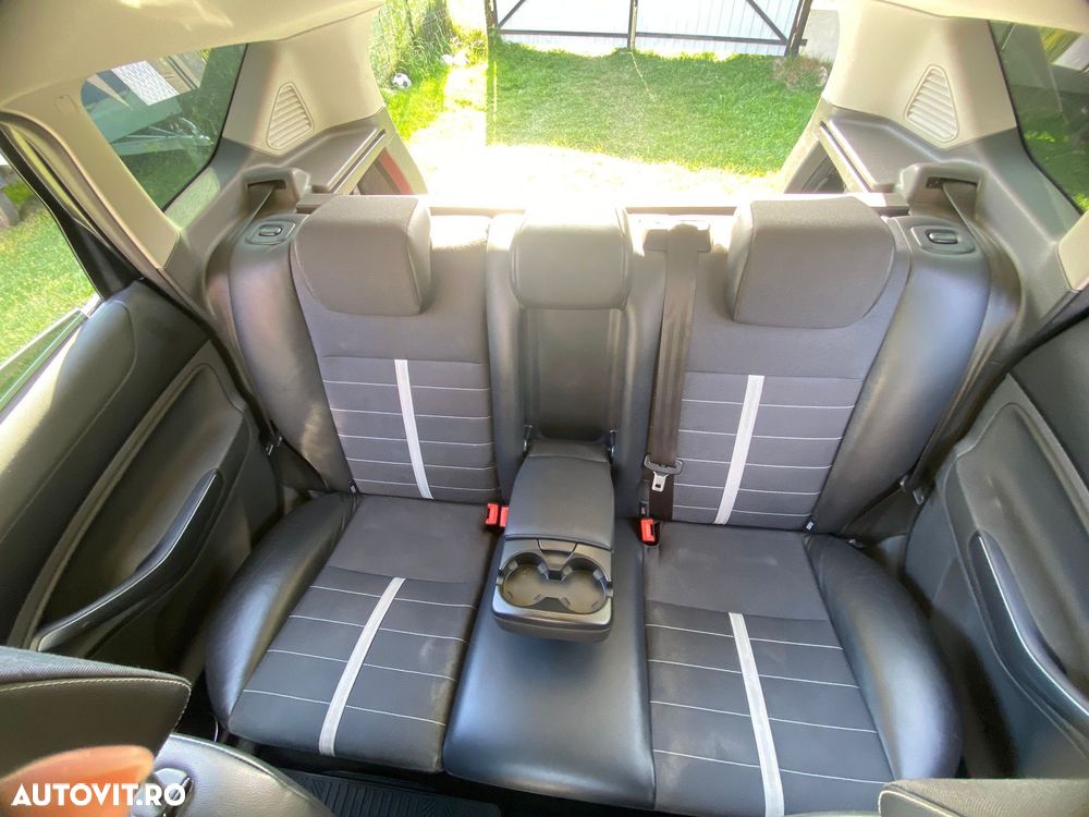 Ford Focus 2.0 TDCi Trend - 3