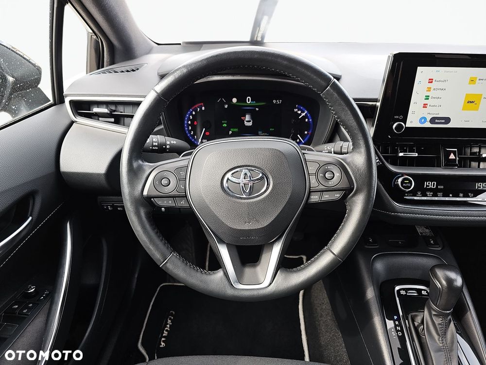 Toyota Corolla - 22