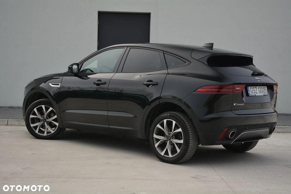 Jaguar E-Pace - 3