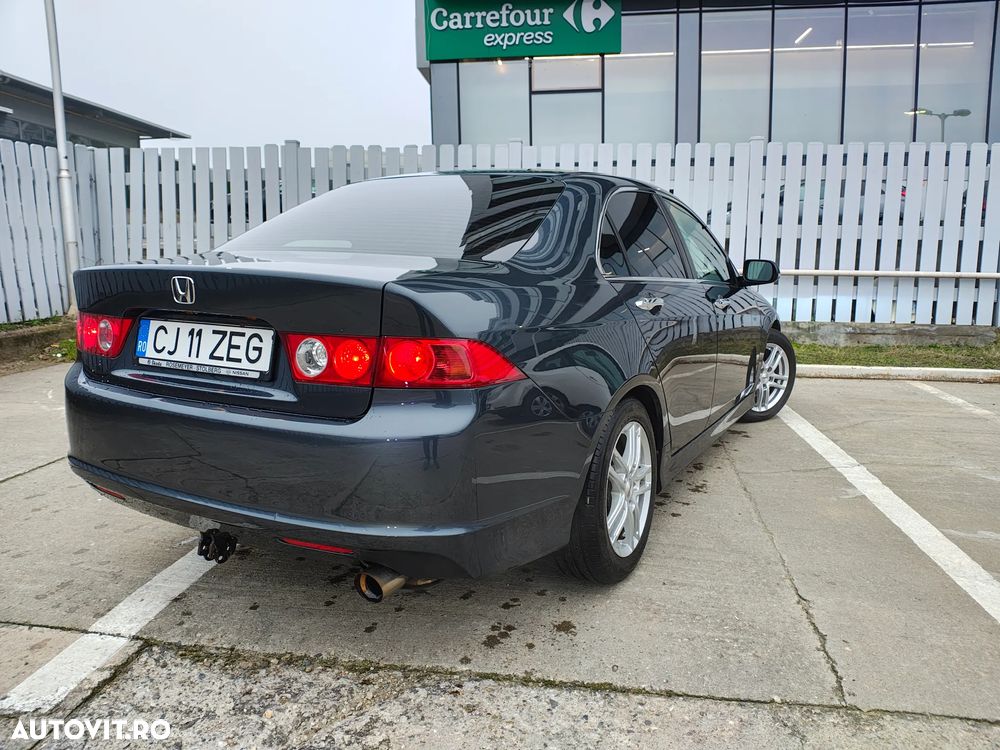 Honda Accord 2.0 i 4 Door - 4