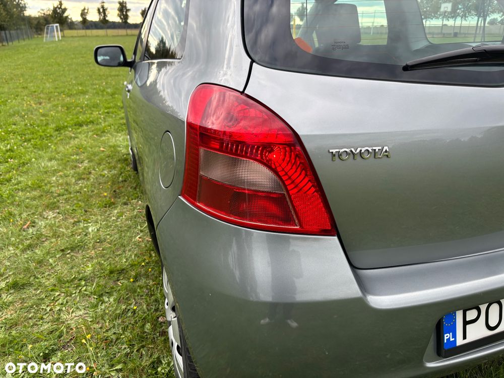 Toyota Yaris - 19