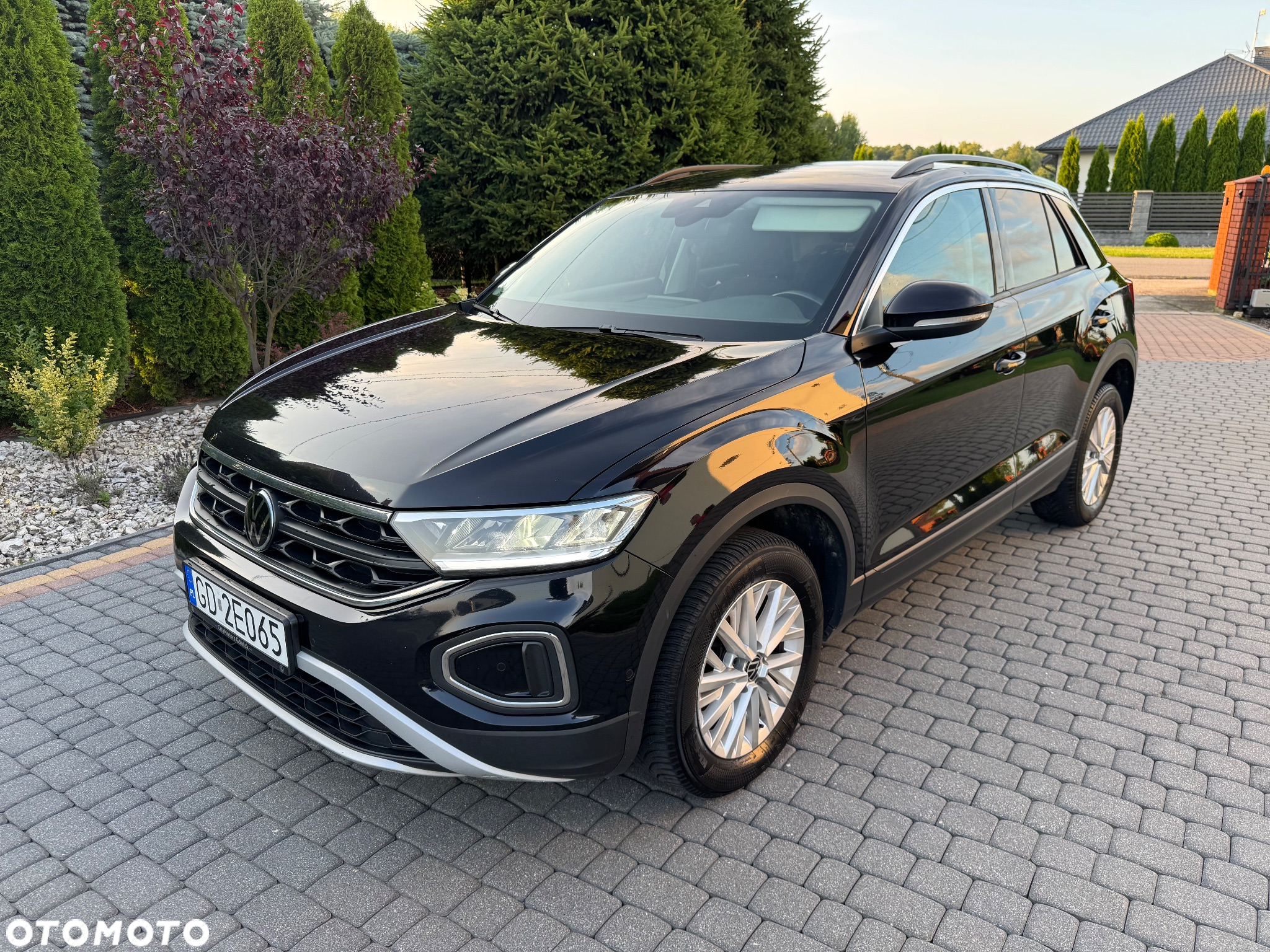 Volkswagen T-Roc 1.0 TSI Life - 4