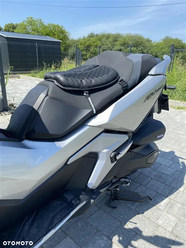 Honda ADV350 - 2