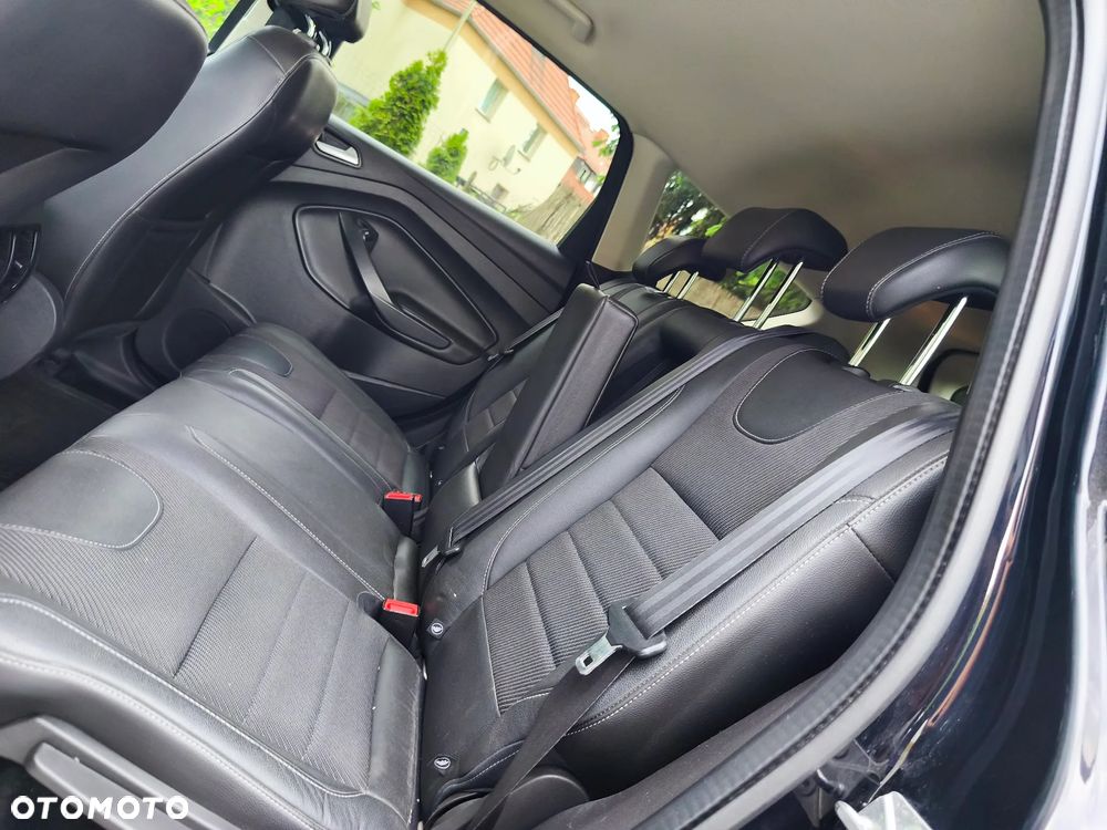 Ford Kuga 2.0 TDCi 4x4 Titanium - 21