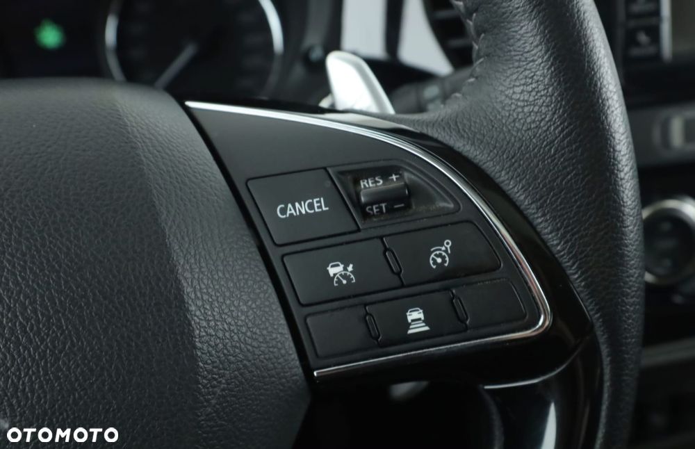 Mitsubishi Outlander 2.2 DID Intense + 4WD - 9