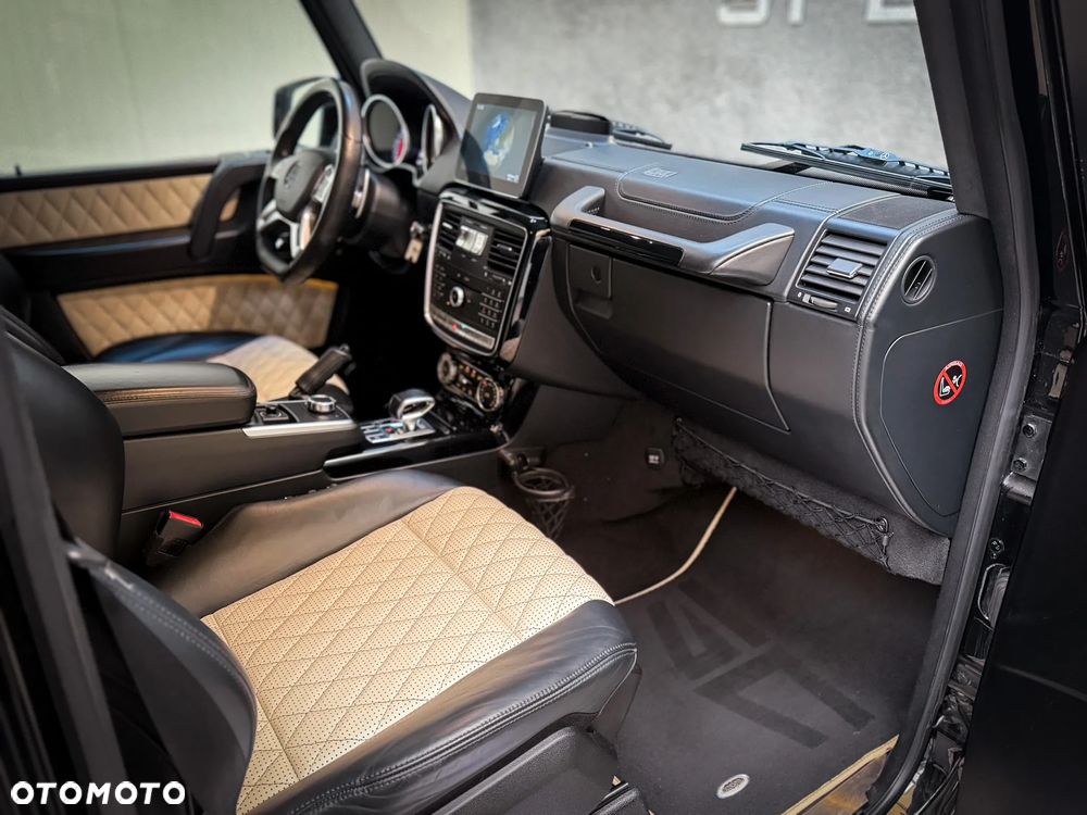 Mercedes-Benz Klasa G AMG 63 AMG SPEEDSHIFT 7G-TRONIC - 14