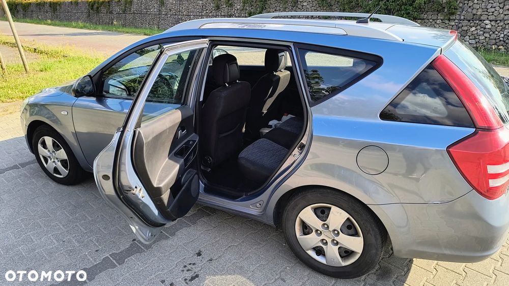 Kia Ceed - 5
