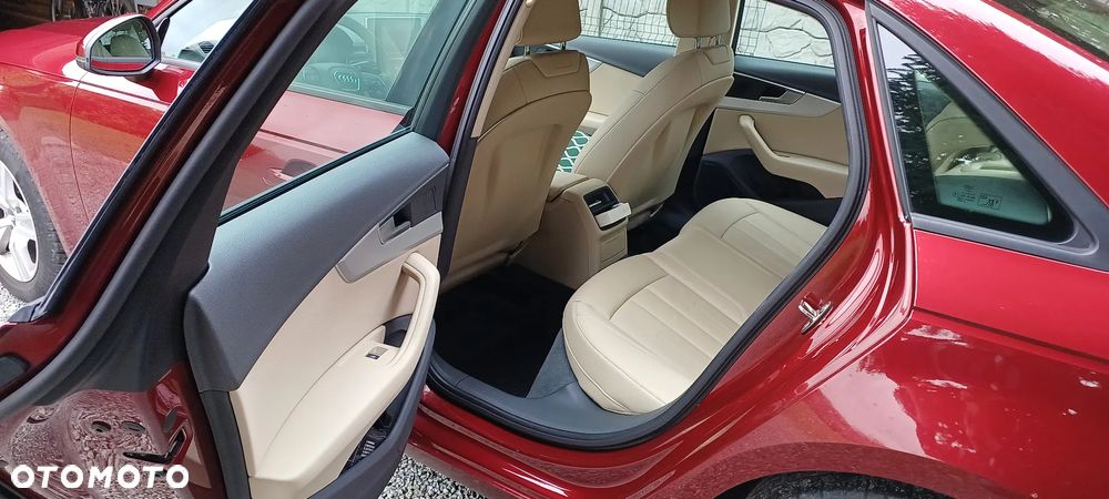 Audi A4 Limousine 1.4 TFSI S tronic - 9