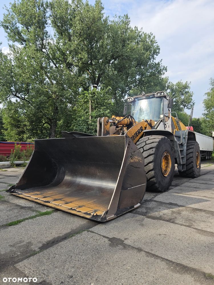 Liebherr 586 - 2