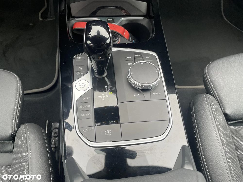 BMW Seria 2 218i M Sport - 10