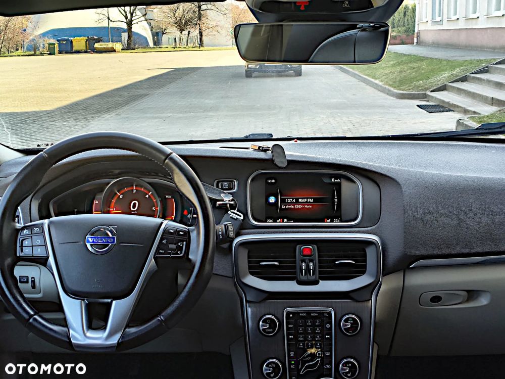 Volvo V40 D2 Kinetic - 32