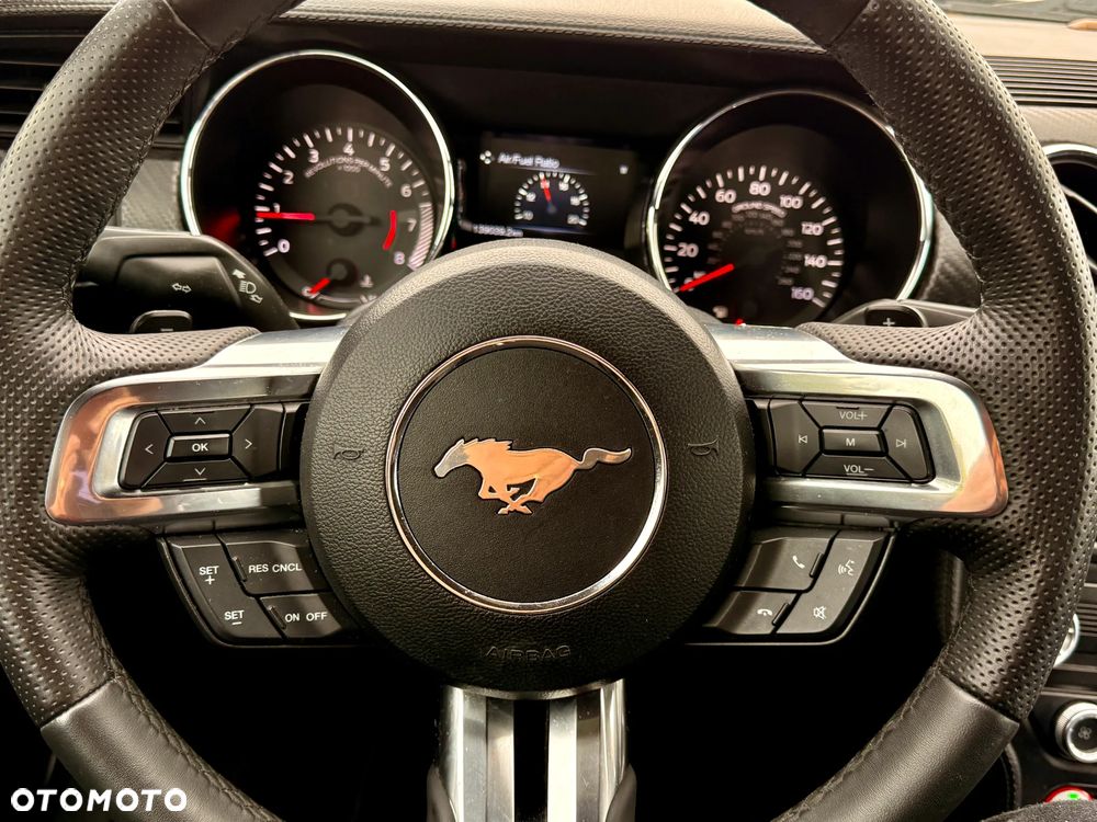 Ford Mustang - 20