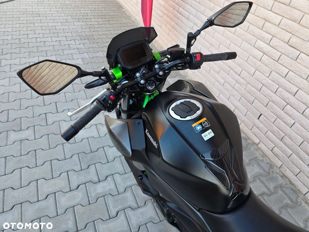 Kawasaki Z - 16