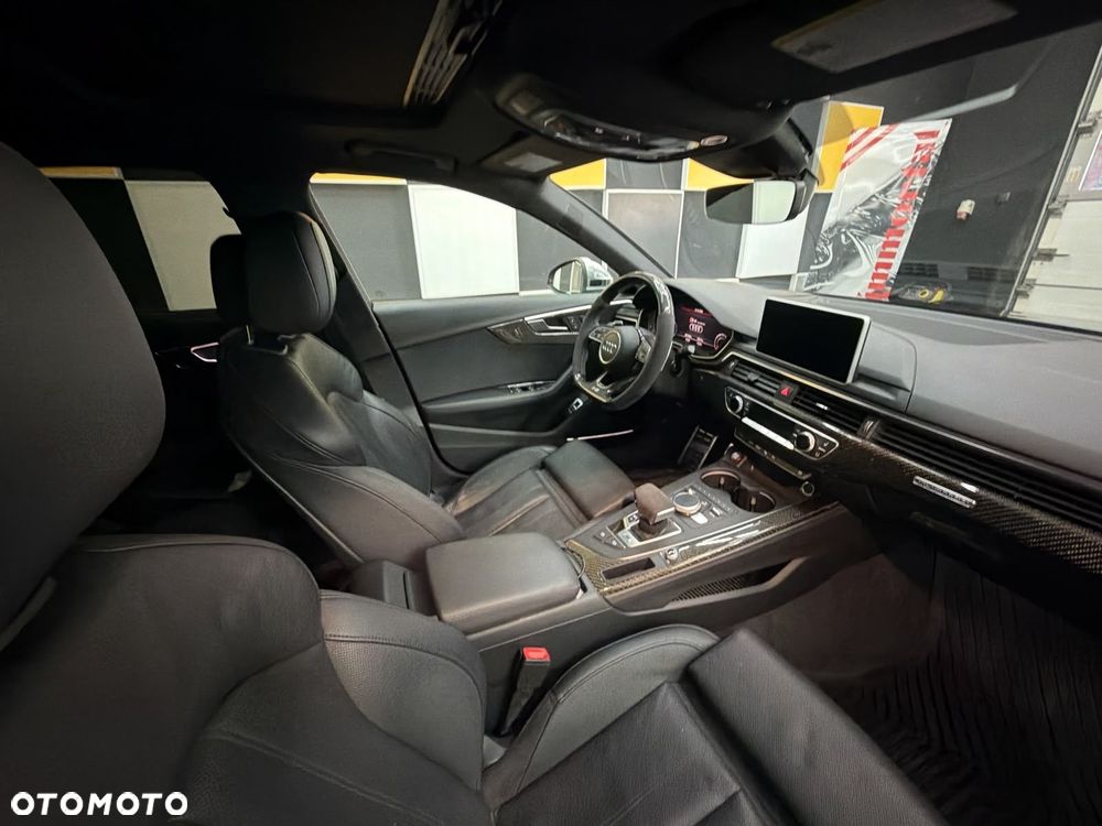 Audi A4 Limousine - 25