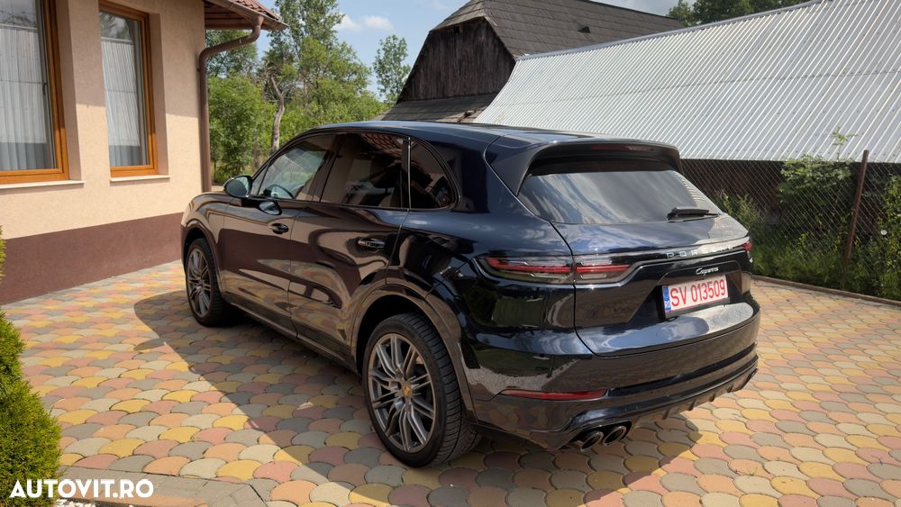 Porsche Cayenne Standard - 2