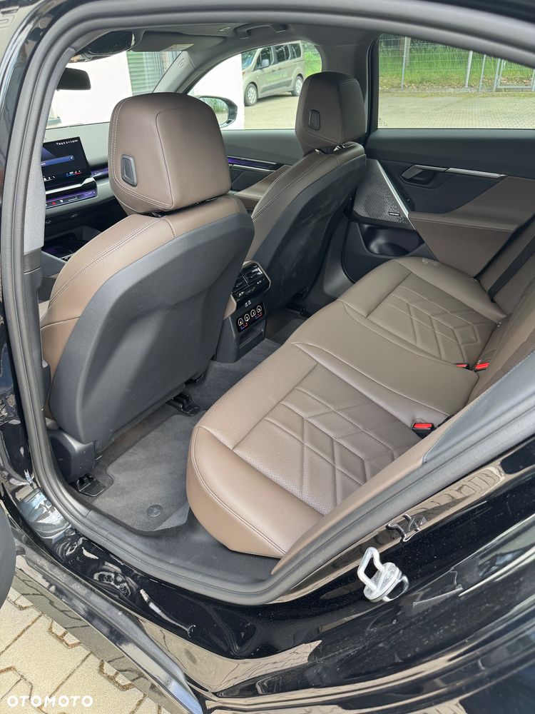 BMW Seria 5 - 31