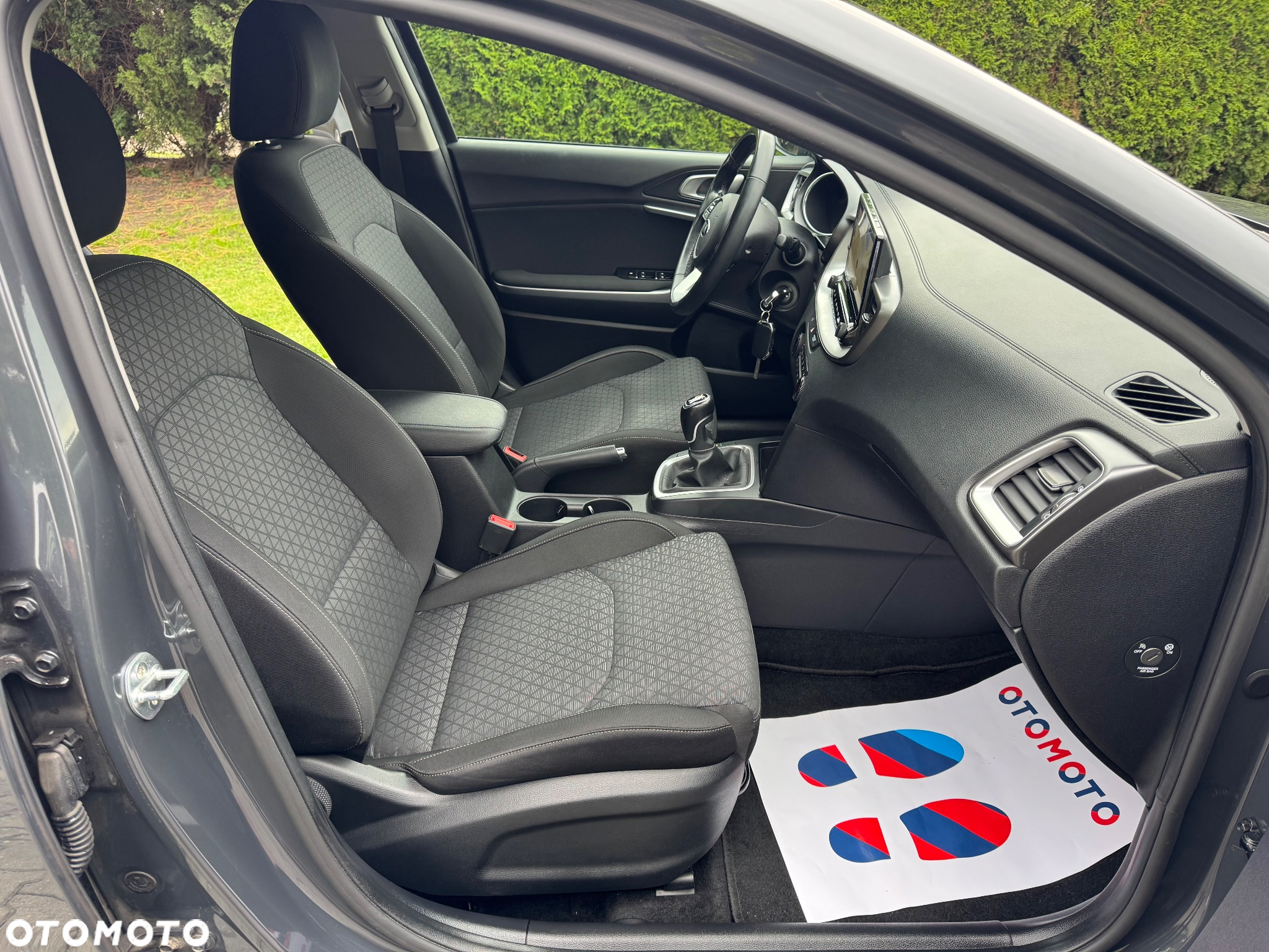 Kia Ceed SW 1.4 T-GDI OPF Platinum Edition - 23