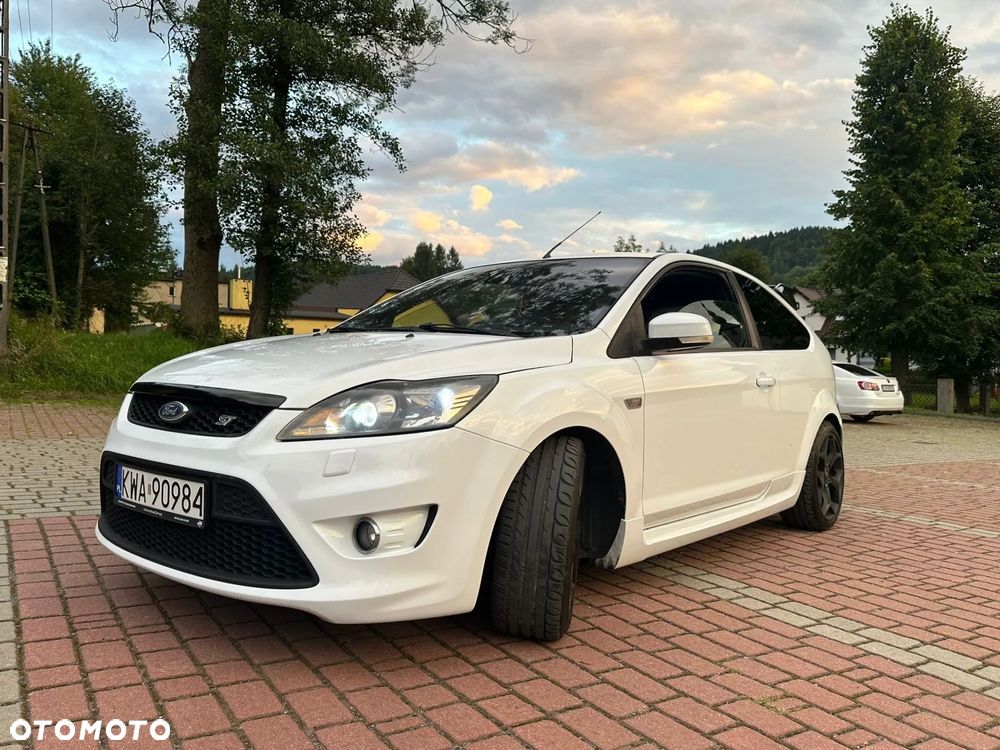 Ford Focus 2.5 ST - 8