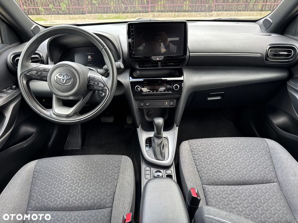 Toyota Yaris Cross Hybrid 1.5 Executive 4x4 - 13