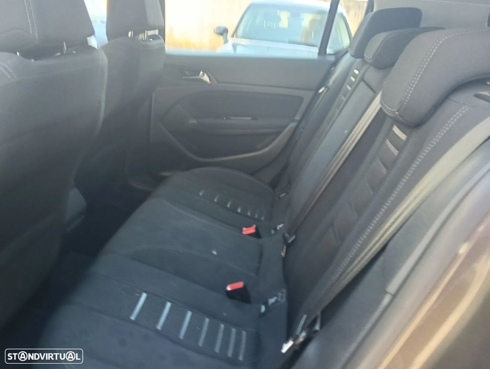 Peugeot 308 BlueHDi FAP 120 Stop & Start Allure - 11